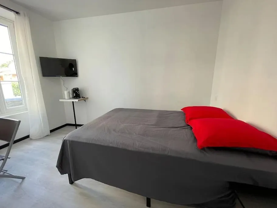 Studio A2 18M2 Cosy 5Minutes Gare Parking Gratuit Rue De La Mure Roanne France